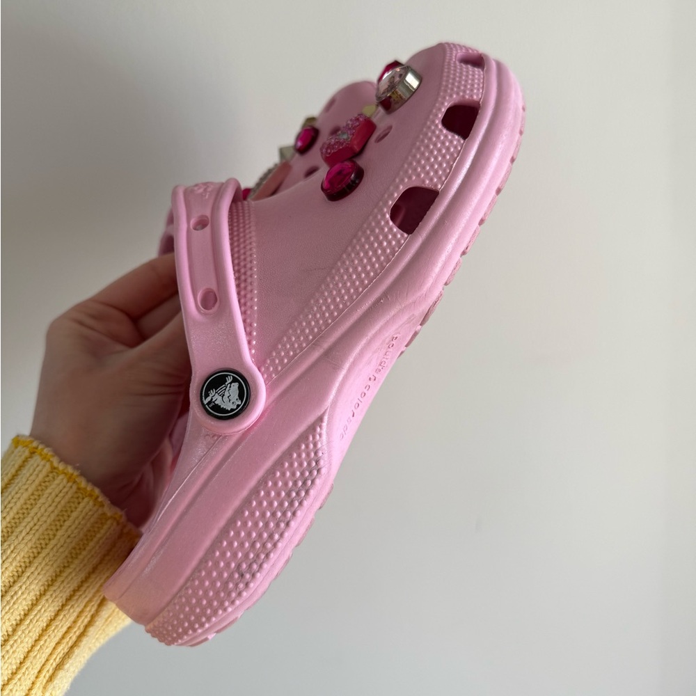 Women’s Glitzy Sparkly Pink Classic Crocs Bedazzled with Jewelry Charms - Size 8 - Picture 11 of 12